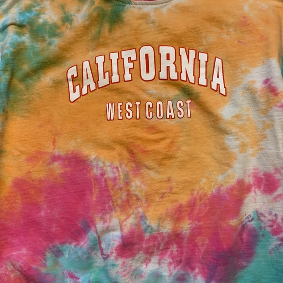 SHEIN Girls Sweatshirt - Picture 2 of 6